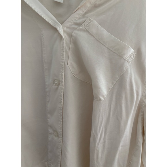 H&M Button Up Top - Picture 2 of 3